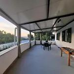 Casa Tone