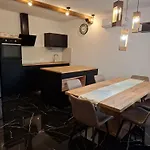 Casa Tone *