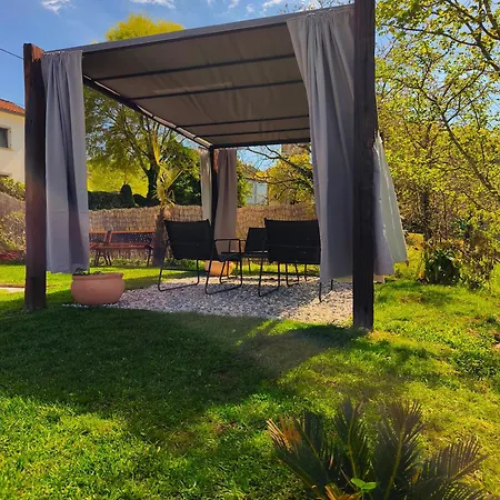 Casa Tone *